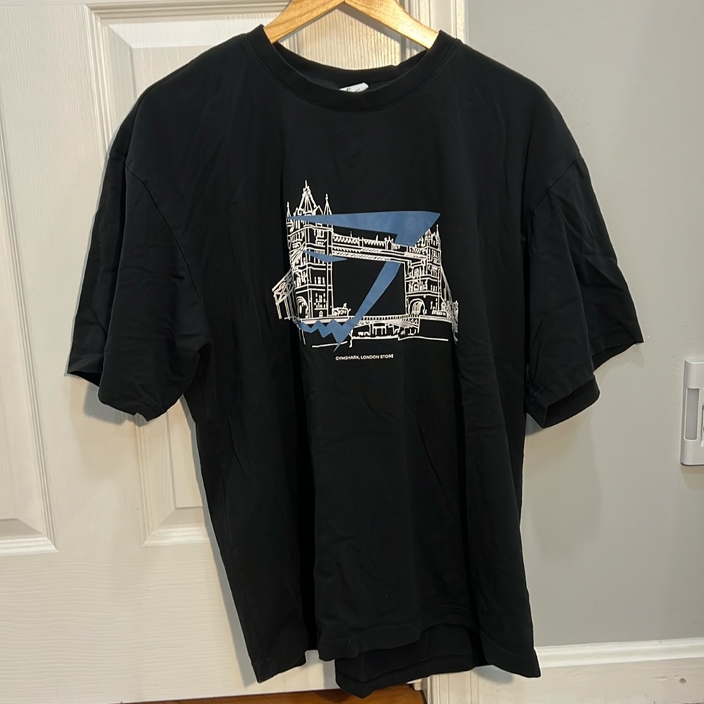 Gym shark men’s black London shirt size extra large